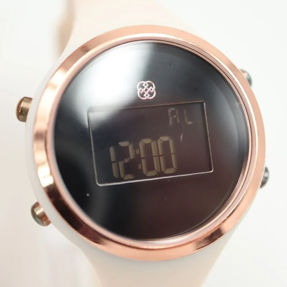 Daisy Fuentes Womens Digital Watch 38mm Alarm Chrono White Silicone New Battery